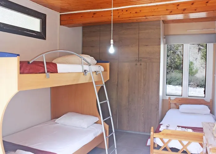 Laoni In Moutoullas, Marathasa Λεμεσός