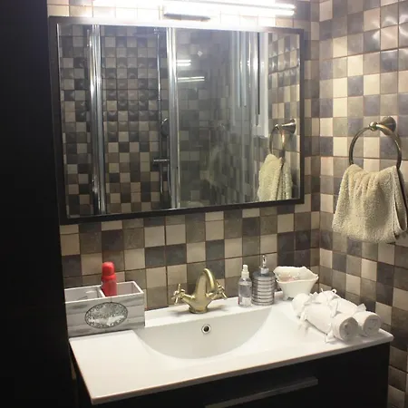 Laoni In Moutoullas, Marathasa Prázdninový dům *