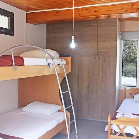 Laoni In Moutoullas, Marathasa Lemesos